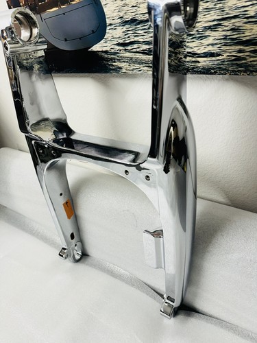 Harley REAR SWINGARM Chrome VROD VRSCA VRSCB small blemish 2001 -06 OUTRIGHT - Picture 3 of 16