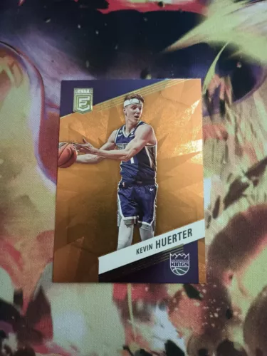 2022-23 KEVIN HUERTER DONRUSS ELITE #104 ORANGE PARALLEL SP CARD PANINI KINGS
