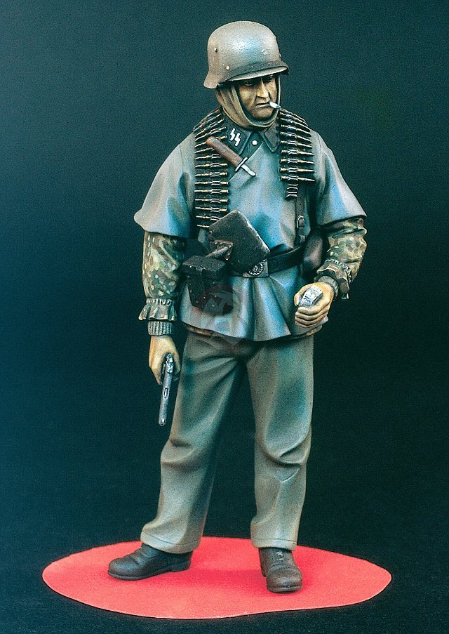 Verlinden 120mm 1/16 German Waffen-SS Infantry SS-Schutze Ardennes