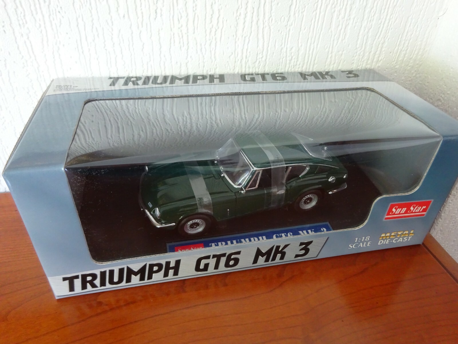 triumph gt6 diecast model