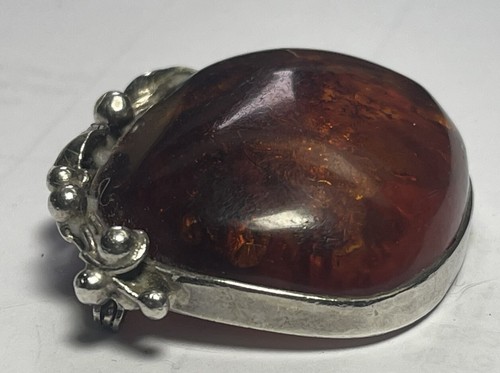 Jolie Broche Argent 830 Scandinave Sertie D’ambre Baltique Décors Cerises - Imagen 4 de 10
