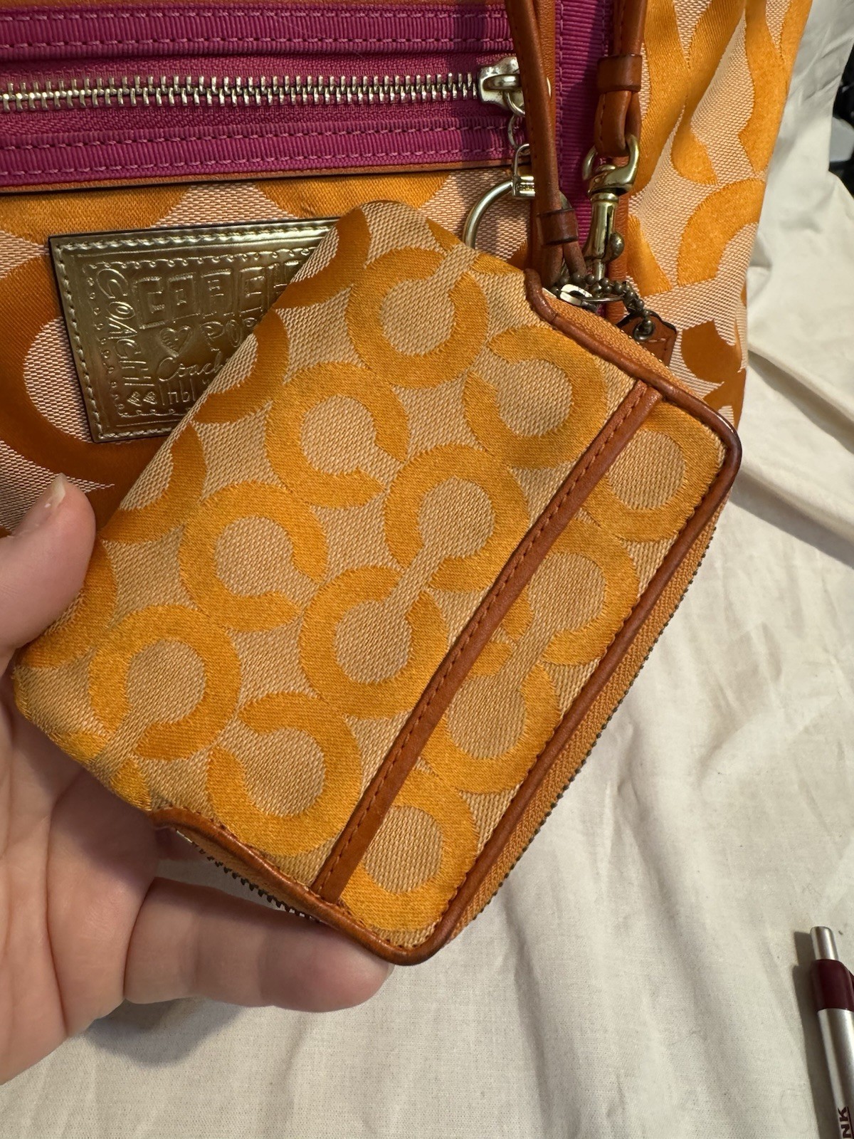 Coach Orange W/Pink And Gold Poppy Set W/Wristlet Wallet All Hangtags Included thumbnail 11