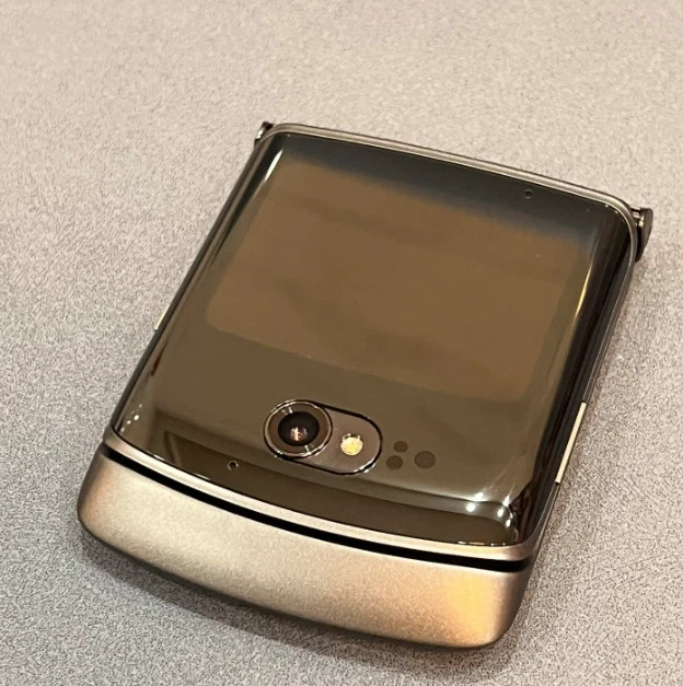 Motorola Razr 5G SIMフリー　ブラッシュゴールド BNIB Motorola Razr 2 5G Dual-SIM 256GB XT2071-4 Blush Gold