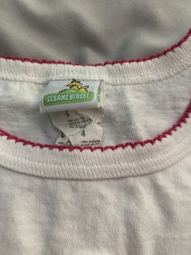 Vtg 1990s Sesame Street Embroidered Zoe Girls Top size 4 & Pink shorts size 4T - Picture 6 of 11
