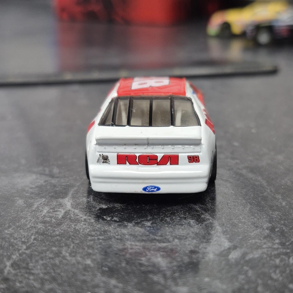 Coche de carreras Hot Wheels John Andretti #98 RCA Team Pro edición 1996 1:64 Foto 2 de 4