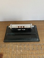 Calendrier Perpétuel en Métal Le Tanneur Cuir Bureau Agenda Organisation Vintage