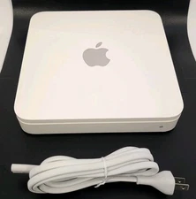 Apple Airport Time Capsule  A1409 2TB White Gently Used