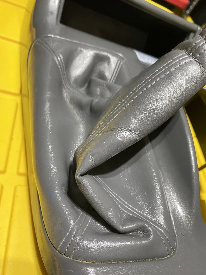 1992 1993 1994 1995 Mitsubishi Montero Sport Center Console Shifter Bezel Trim - Image 2 of 4