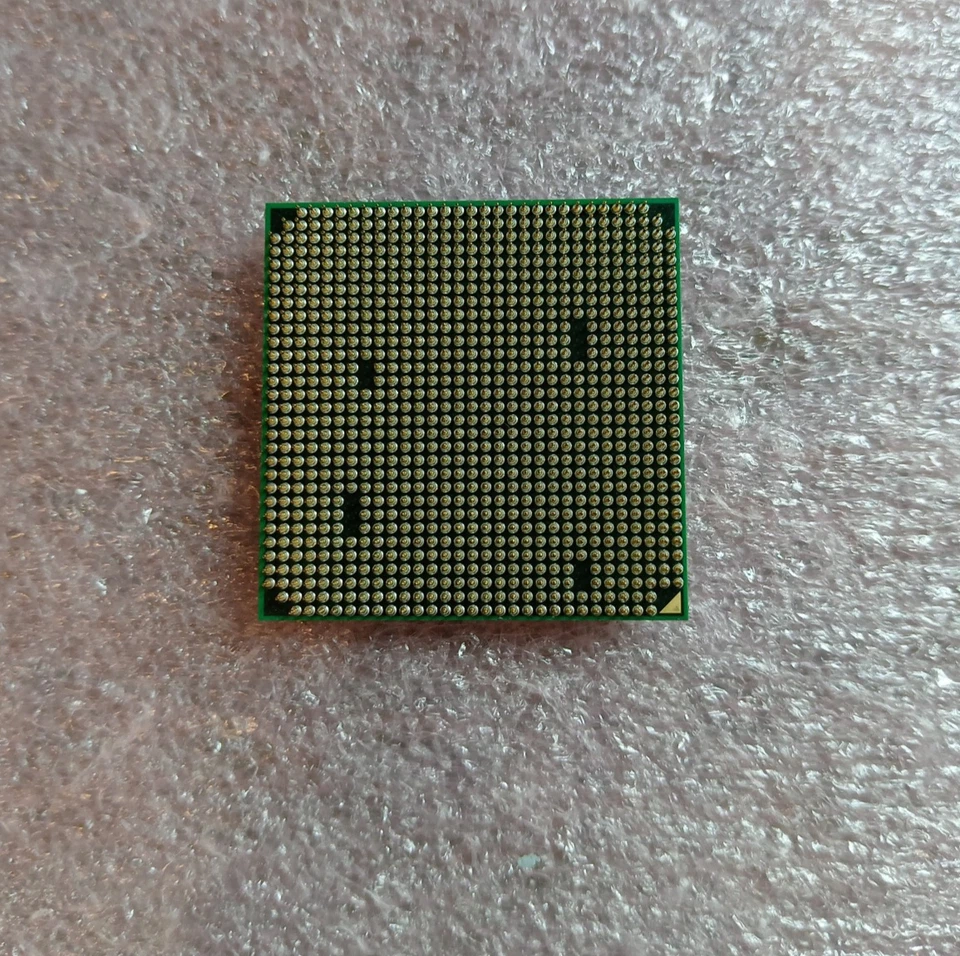 processeur de bureau AMD SEMPRON 145 SDX145HBK13GM 2,8 GHz Socket AM2+/AM3 - Photo 3/3