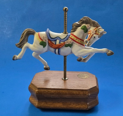 8'' Limited Edition Willitts Designs Heritage Collection Carousel Horse Figurine