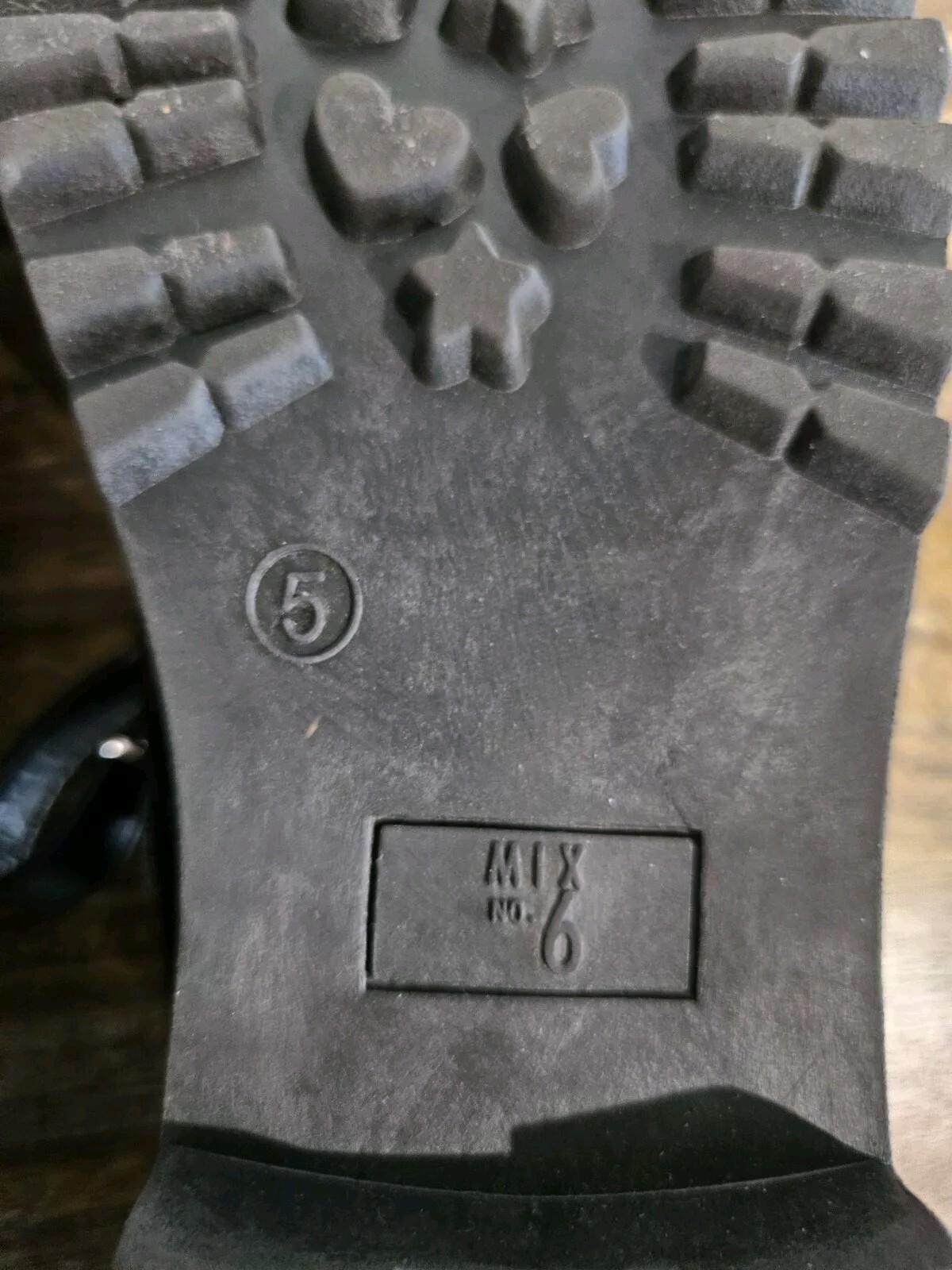 Picture 9 of 10