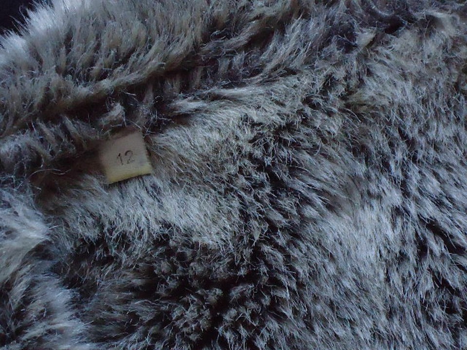CollaredFauxSuedeGreyFauxFurLinedCasualWinterJacketSize12asnew