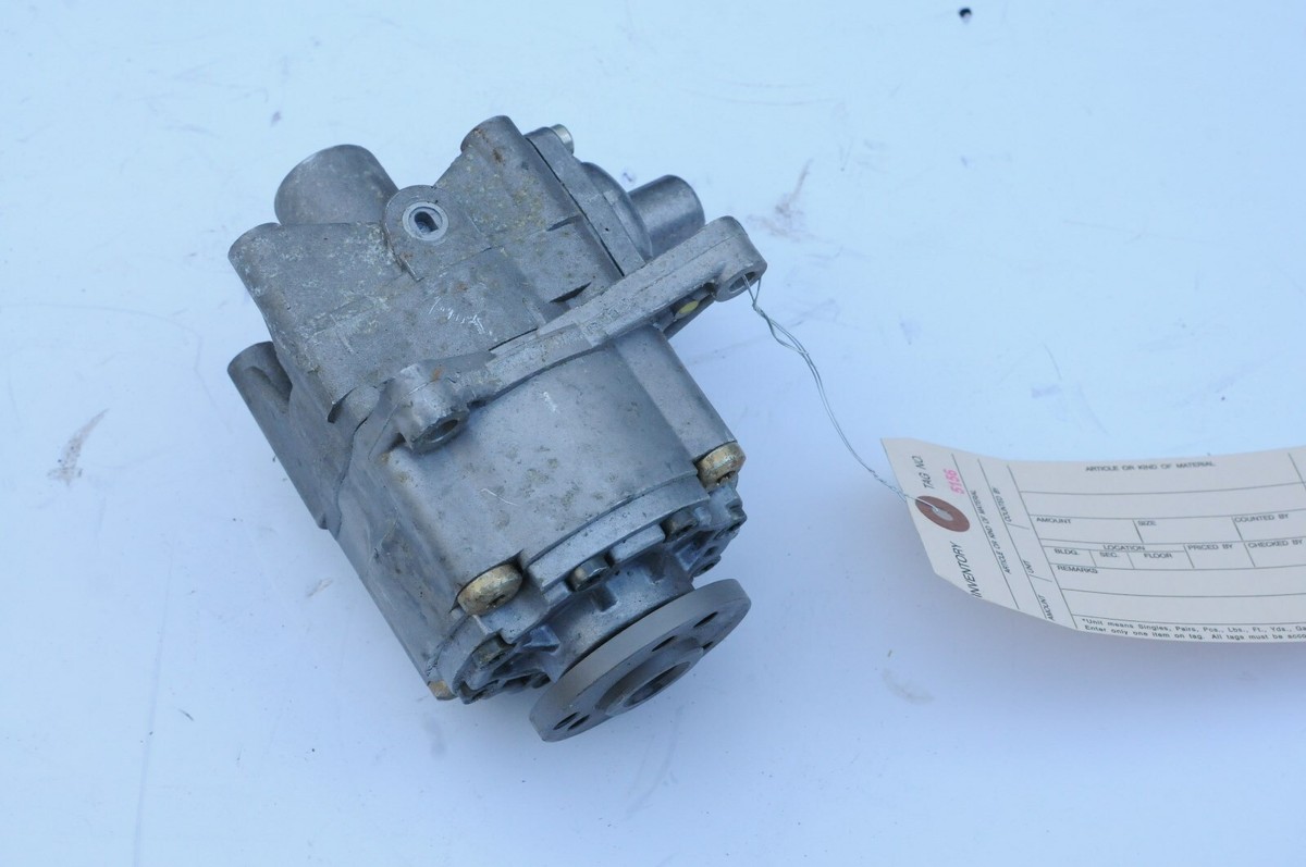 MERCEDES-BENZ E-CLASS NEW STEERING HYDRAULIC PUMP OEM A0024661601 