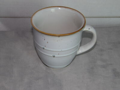 HomeTrends Ceramic Speckled White 16 OZ Coffee Cup Coffee Mug--NICE!