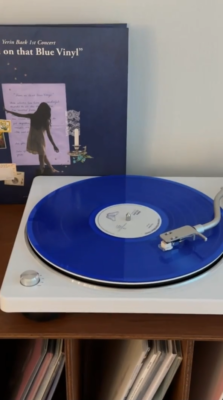 Yerin Baek Turn On That Blue Vinyl Live (2LP) /Official Concert