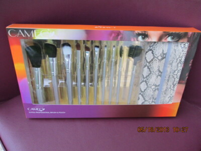 CAMEO DELUXE TRAVEL MAKEUP BRUSH SET WITH POUCH (20 PIECES)