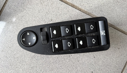 BMW E39 Bj.95-04 Schalter Fensterhebe vorne links 8380646