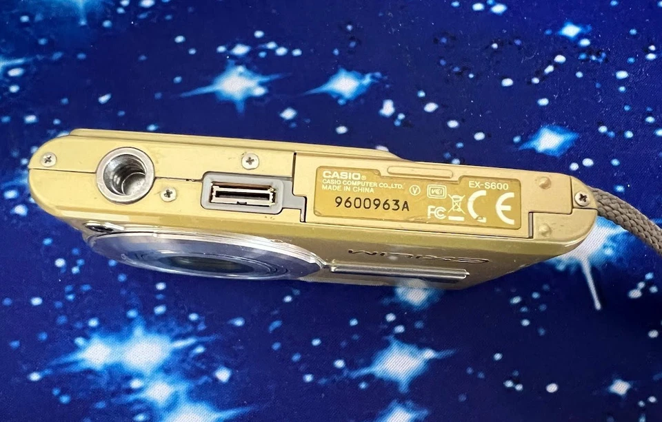 Casio Exilim EX-S600 Gold 6,0-MP-Digitalkamera OVP - Bild 4 von 4