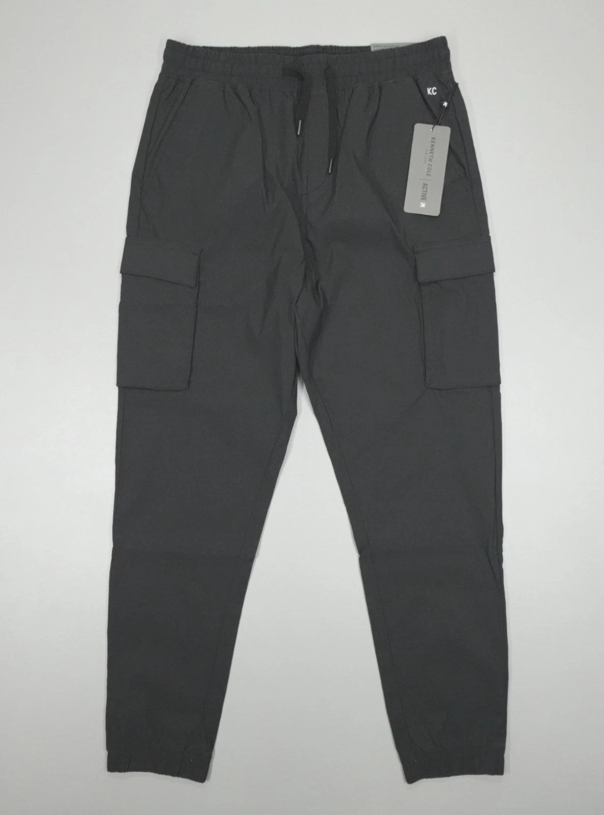 Kenneth Cole Performance Tech Jogger Cargo Tapered Woven Nylon Stretch Black
Opens in a new window o