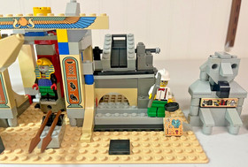 LEGO Adventurers Mummy's Tomb 5958 w/Minifigures, Vehicle, Instructions. no box