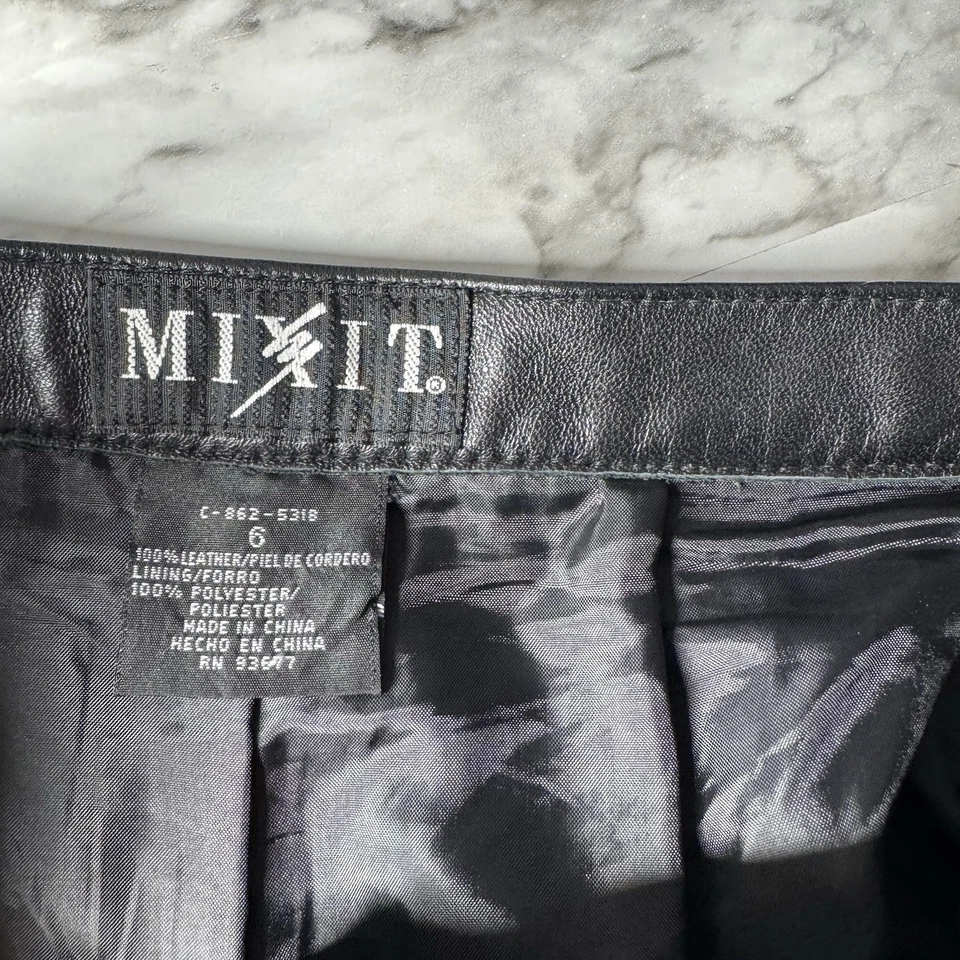 Mixit 90s Y2K Black Soft Leather High Rise Straight Leg Pants Womens Size 6 - Image 2 of 4