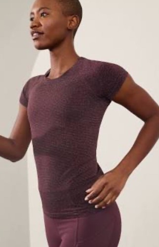 NWT Women Athleta Momentum Seamless XL short sleeve Tee Cabernet #044