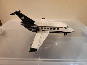 LEGO City Sets 3181 Passenger Plane & 60102 Airport VIP Service
