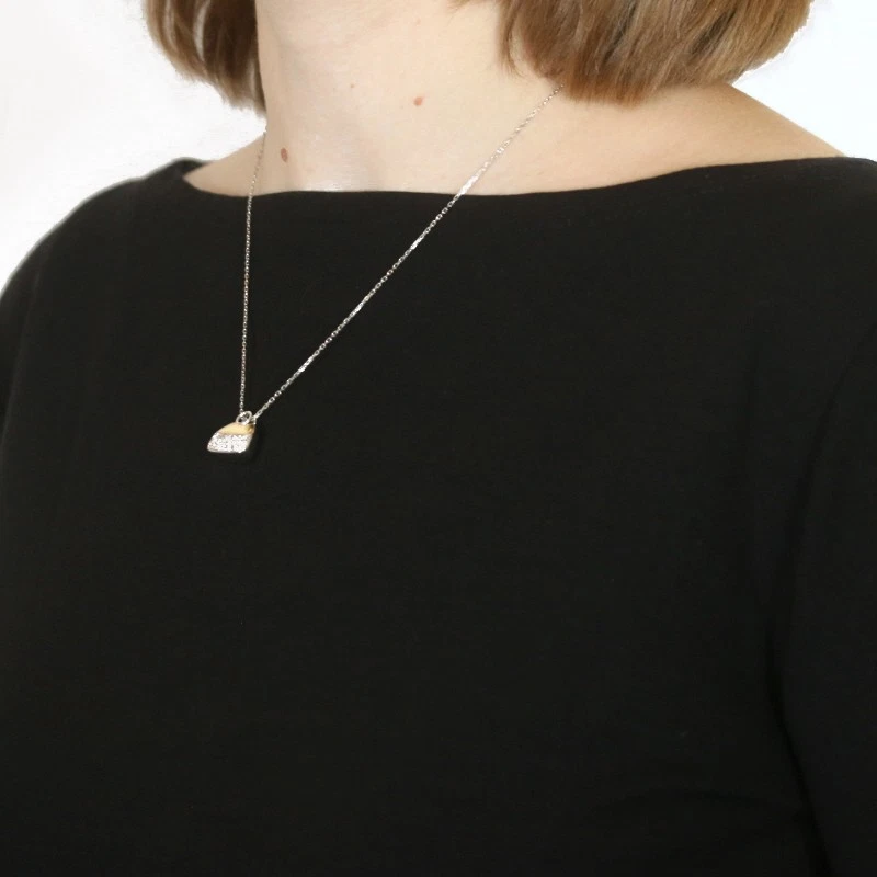 Mirabelle Pave Diamante Cartera Colgante Collar 18" Oro Blanco 18k .55ctw Bolso de Mano Foto 4 de 4