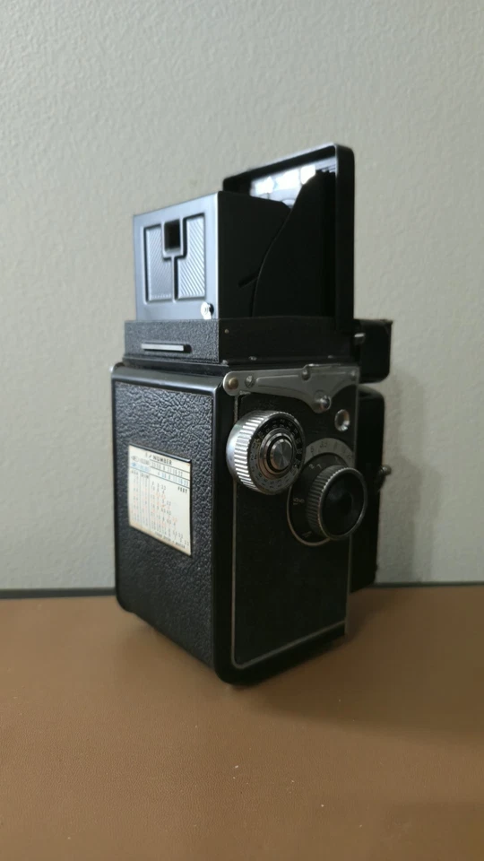 Пленочная камера YASHICA E Flash Yashinon 80 мм f3.5 TLR из Японии - Изображение 4 из 4