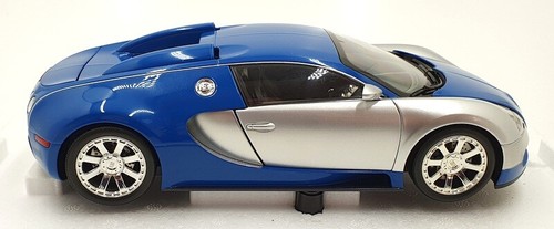 Minichamps 1/18 Scale 100 110850 Bugatti Veyron L'edition Centenaire Chrome/Blue - Picture 4 of 6