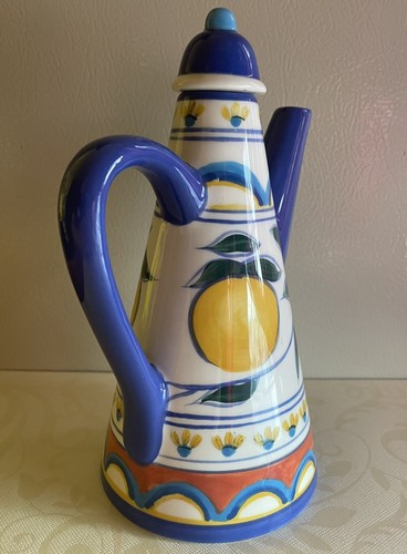 LIVING ART TEAPOT OIL BOTTLE MAJOLICA YELLOW, BLUE, GREEN. HAND PAINTED - Picture 4 of 12