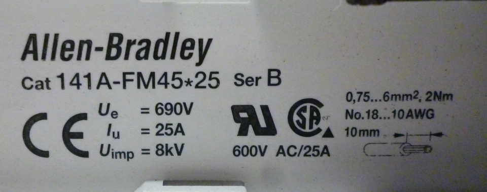 Módulo adaptador de sistema de montaje Allen-Bradley 141A-FM45SS25 MCS con terminales Foto 3 de 4