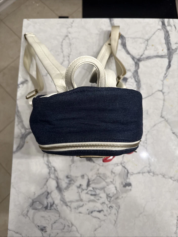 Loungefly x Disney The Aristocats Marie Denim Mini Mochila Bolsa Arco Nova Com Etiqueta - Imagem 2 de 4