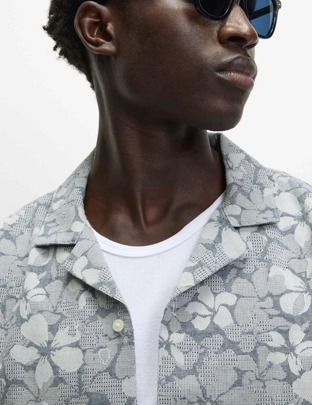 Marks & Spencer Mens Cotton Regular Short sleeved Floral Shirt in Blue Mix - M&S
Opens in a new wind