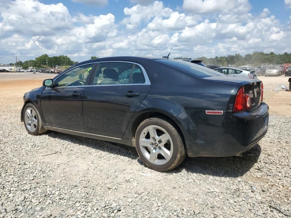 Radiator Fits 08-12 MALIBU 2646401 - Image 2 of 4