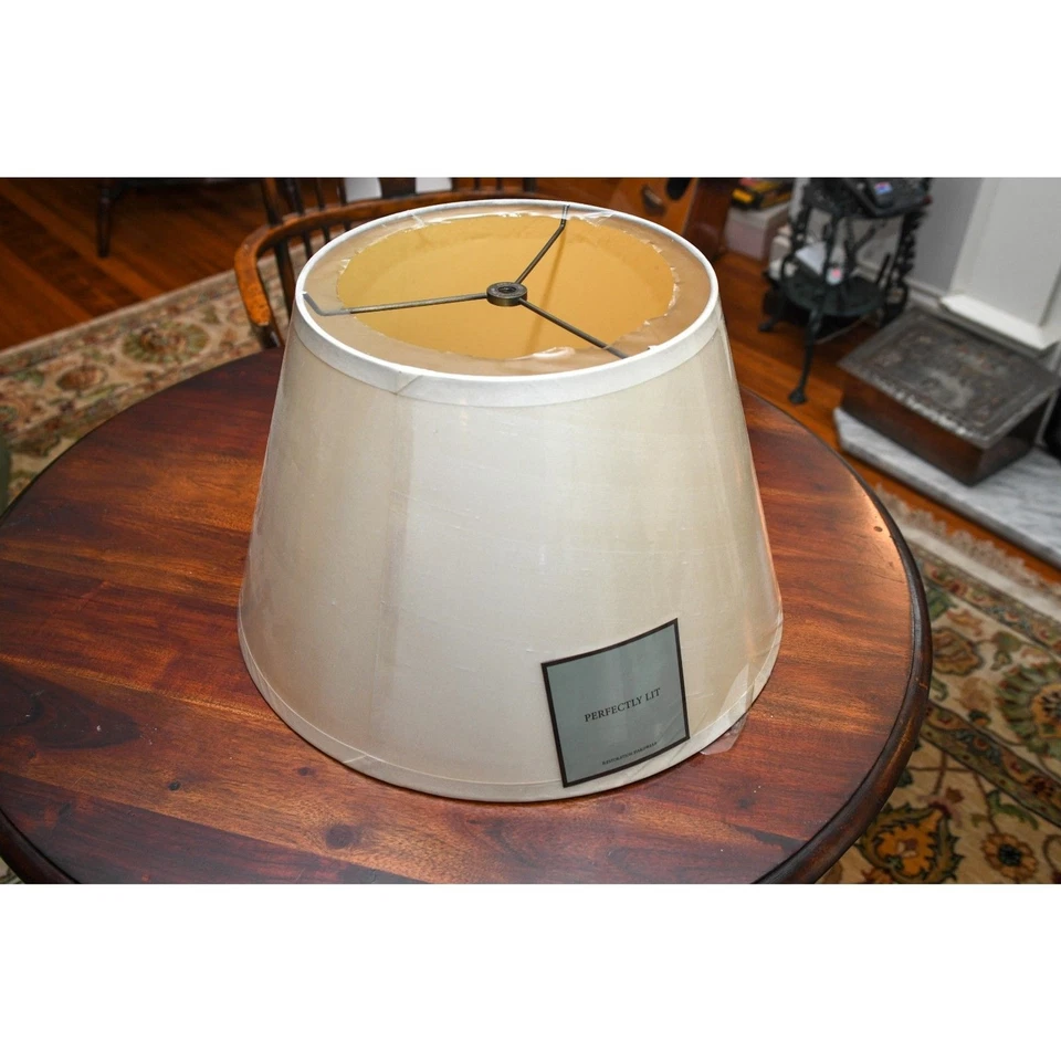 Nueva pantalla de barril inglés herrajes de restauración nueva en plástico Foto 4 de 4