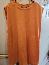 Womans Large To Extra Large Vest Orange