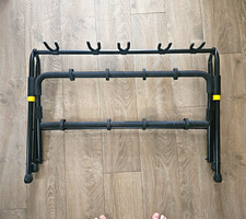 Hercules Free Standing Guitar Stand for 5 Guitars