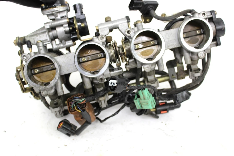 Carrocerías de acelerador Kawasaki Ninja ZX10R 04-05 Foto 4 de 4