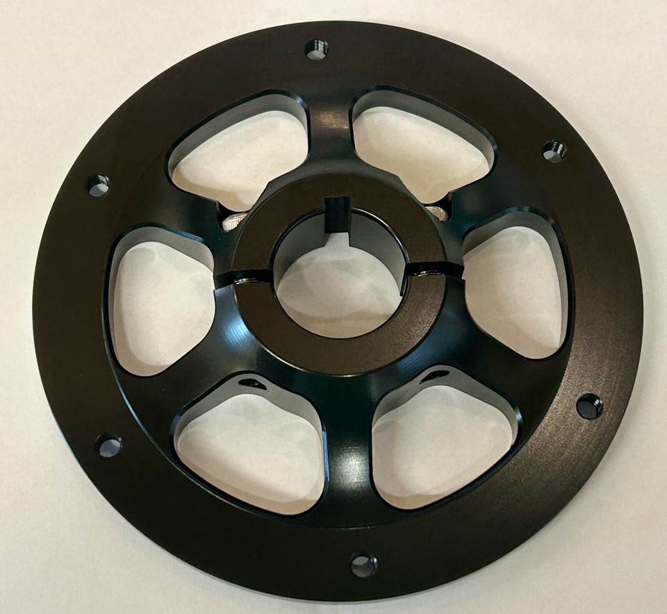 Go Kart & Mini Bike Racing Sprocket Hub for 1 1/4 Inch Axles. Black