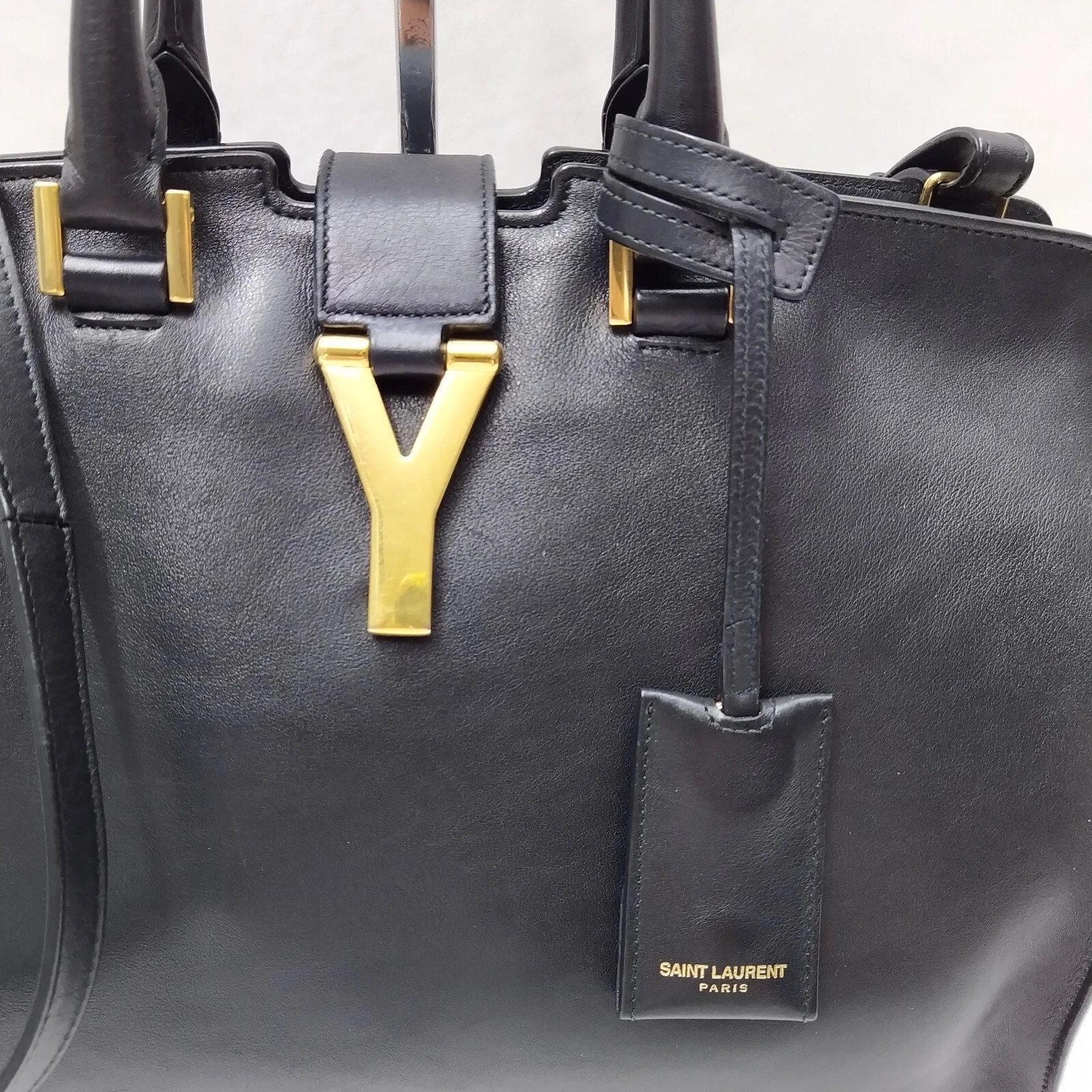 SAINT LAURENT (YSL) Borsa a tracolla Saint Laurent in pelle nera con logo doppio manico