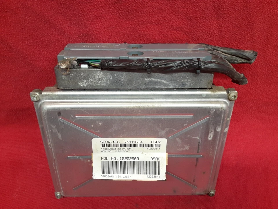 GM Chevy Buick Pontiac Olds 2001 2002 2003 2004 2005 control del motor V6 ECM ECU Foto 2 de 4