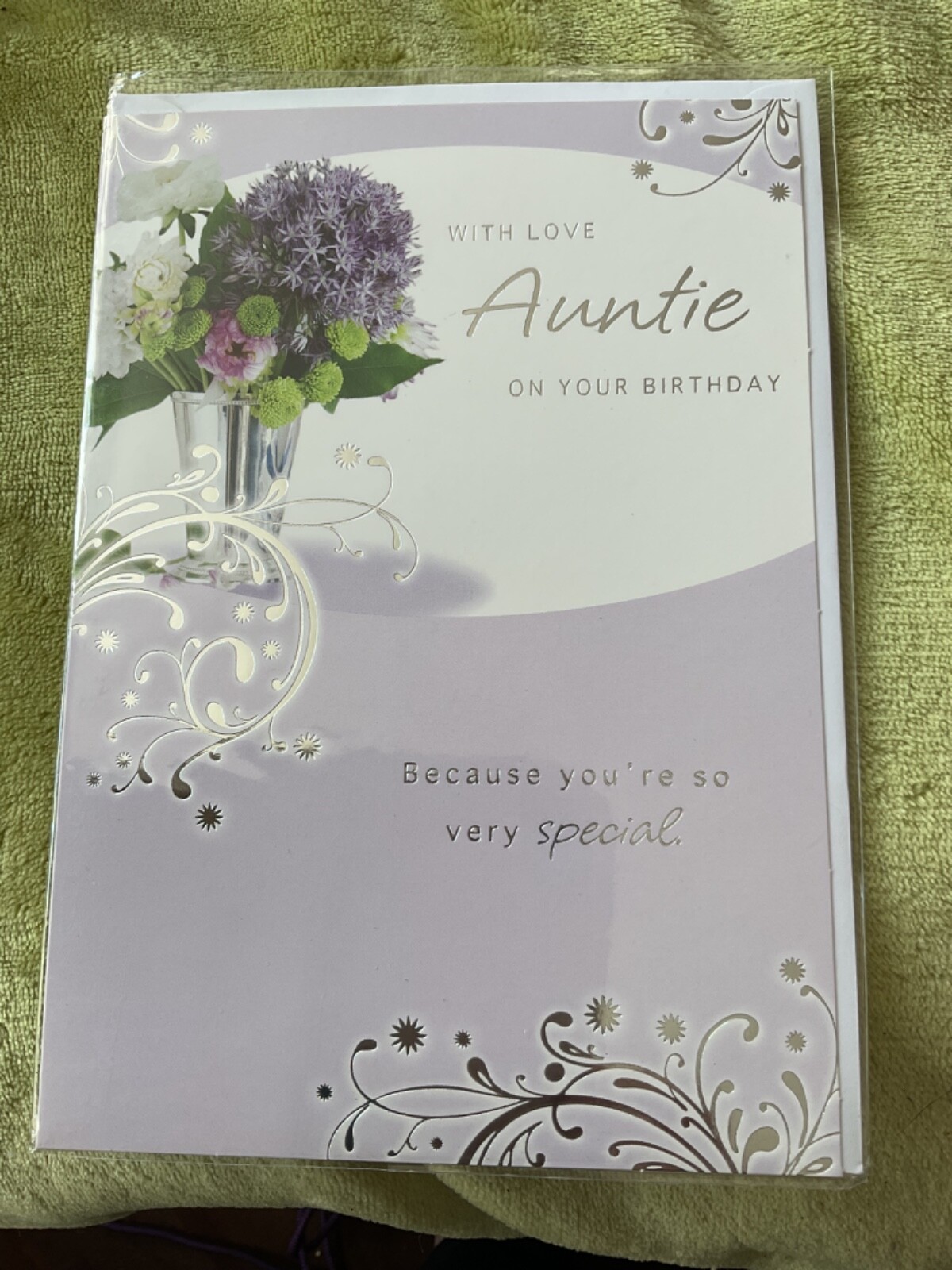 Auntie birthday card - with love auntie on your birthday
