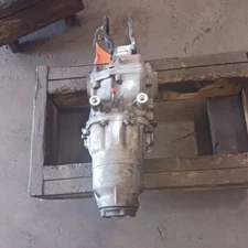 2003-2004 Honda CRV  Rear Axle Differential Carrier Assembly 2.4L AWD OEM