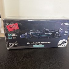 2024 AMG Petronas F1 W14 Model Car  1/18 Scale Formula 1 Team Lewis Hamilton 44