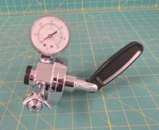 Puritan High Pressure Oxygen Regulator 0112 0-3000 KG/CM2 NSN: 6680-00-962-6844