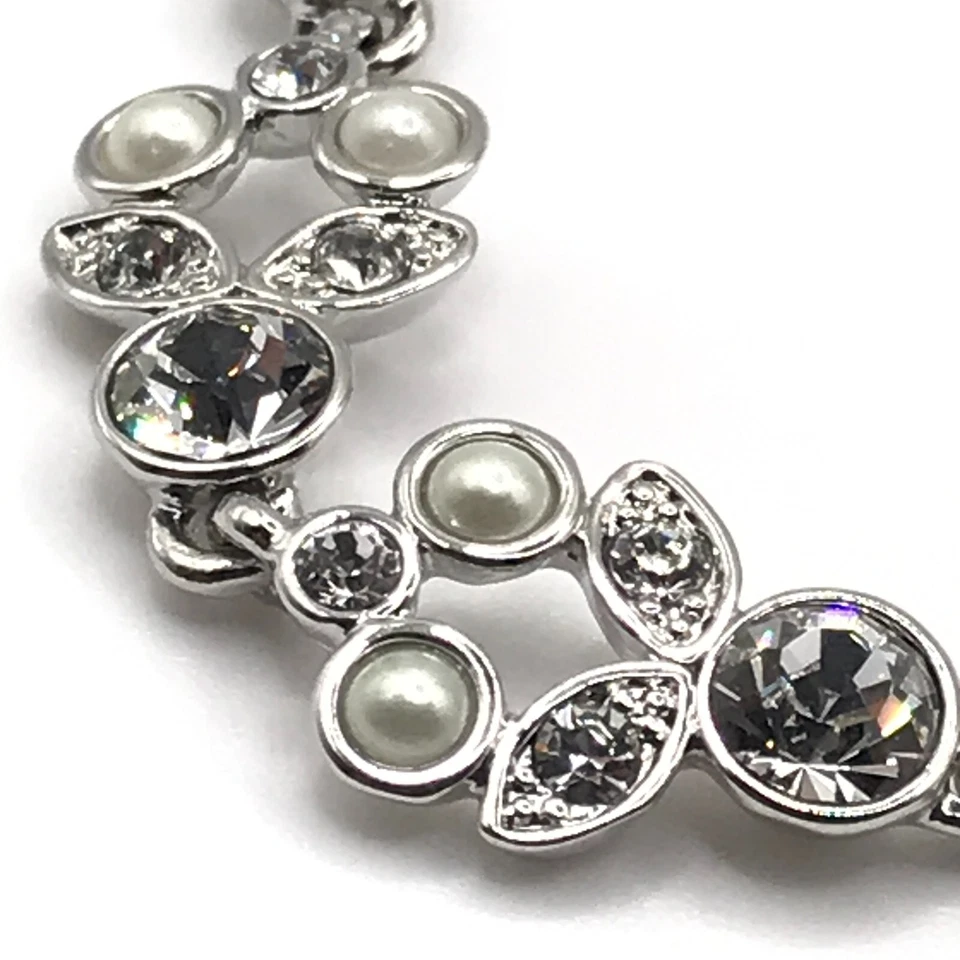 Givenchy Necklace Crystal & Faux Pearl Silver Plate Wedding Prom 16-19 Adjust - Image 3 of 4