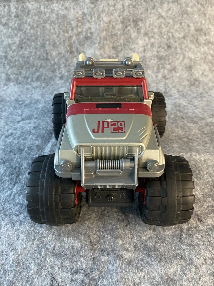 Matchbox Jurassic Park JP29 Jeep Wrangler Large Monster Truck Toy 2013 Mattel - Image 3 of 4