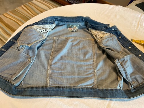 Hot Kiss Vest Denim Crocheted Lace Accent Women’s Medium Grunge Sleeveless - Picture 14 of 14