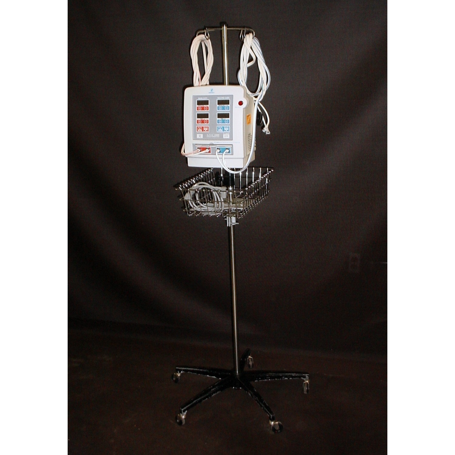 Zimmer A.T.S. 2000 Automatic Digital Pneumatic Tourniquet System w/Pole